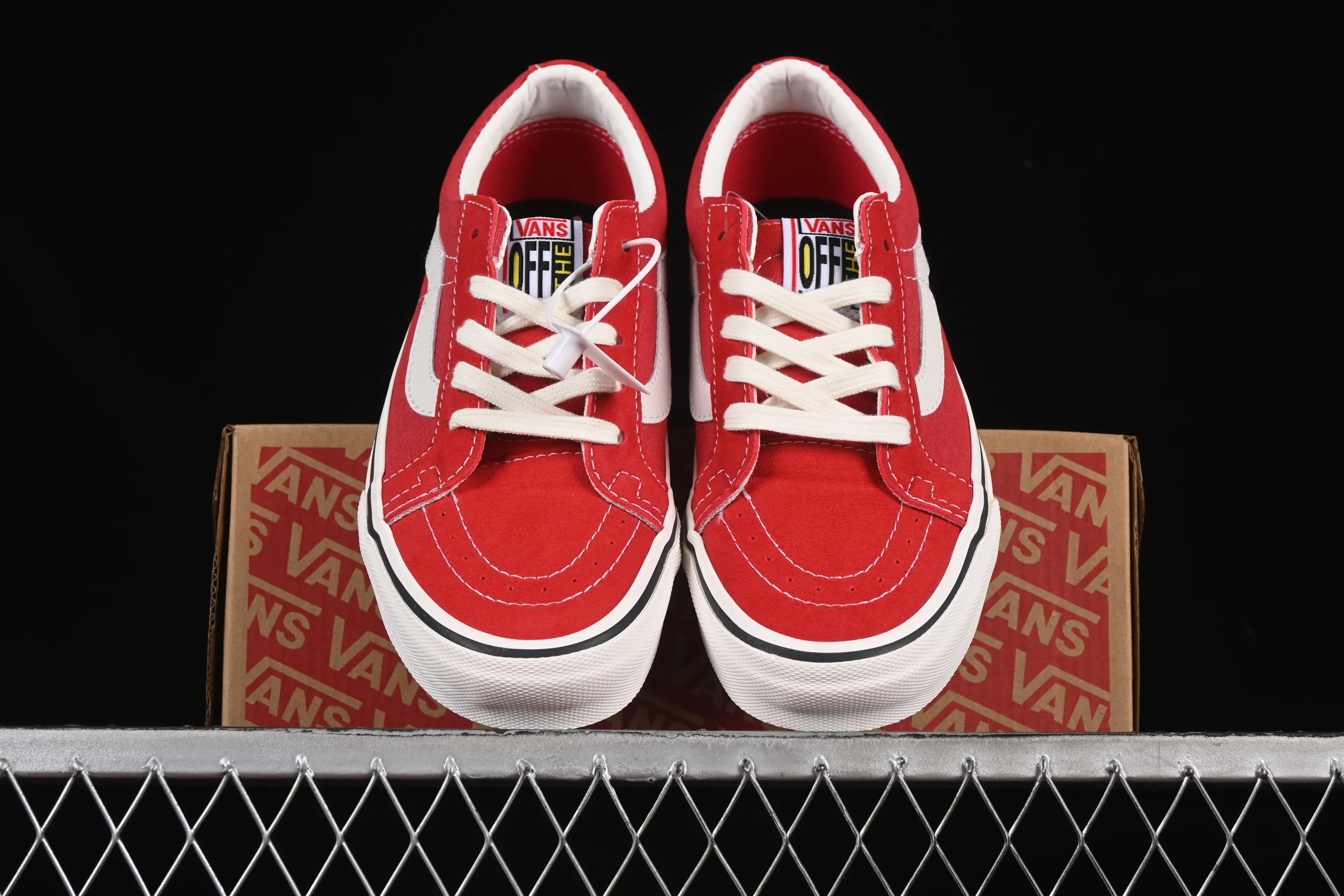 All categories Vans Vans series Vans Low Vans low-top Vans Sk8-Low white and red non-slip casual skateboard shoes VN0A4UWIXGJ